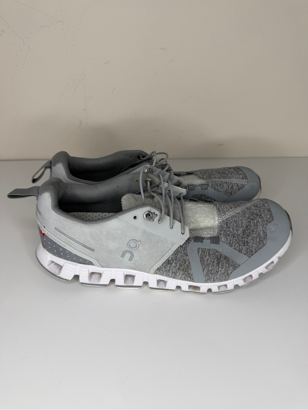 On Cloud Terry 5 Shoes Women’s Size 10 Gray Road Running Athletic Workout Gym